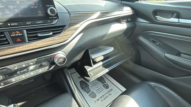 Used 2019 Nissan Altima 2.5 Platinum AWD/4WD image 18