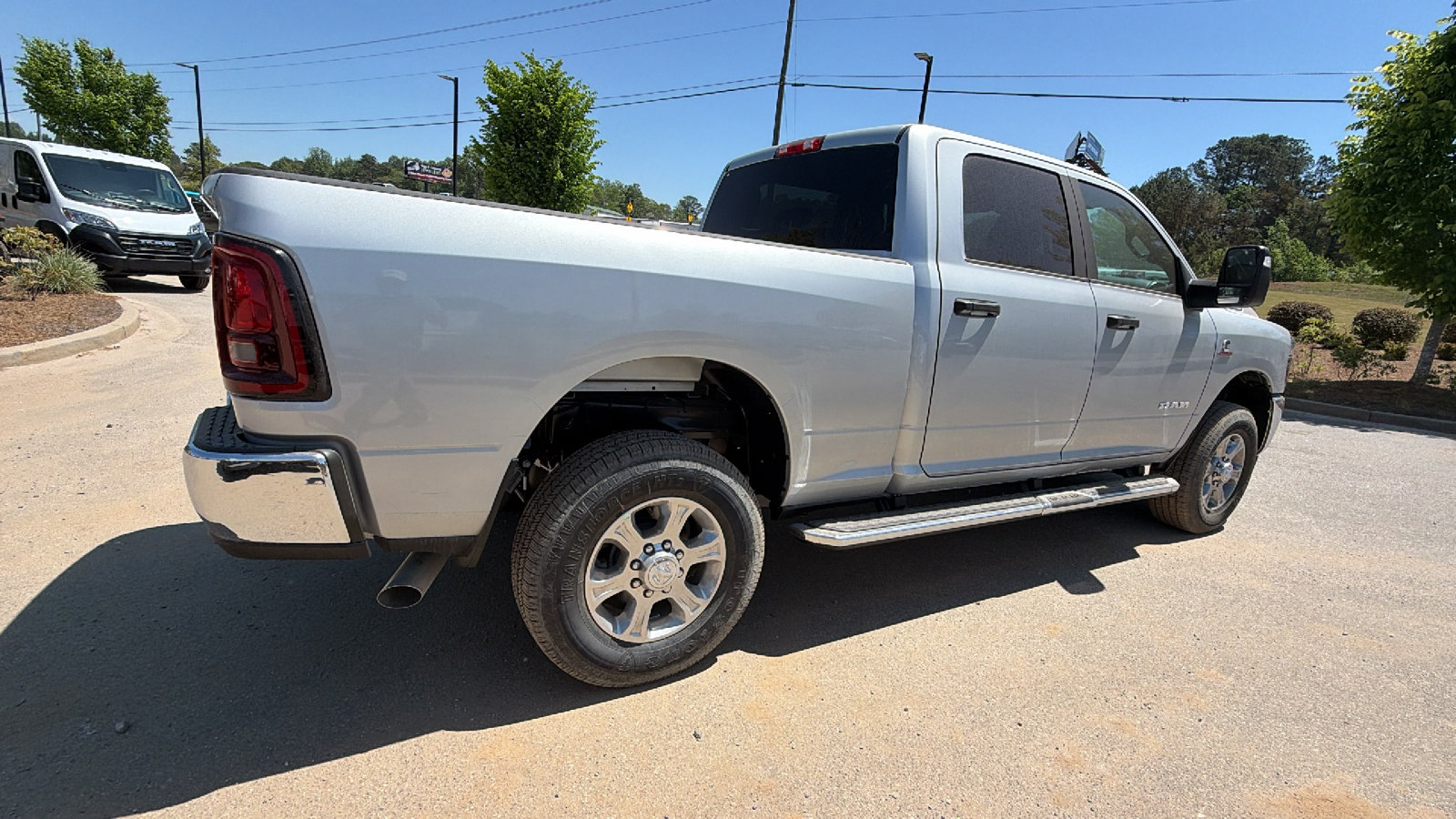 New 2026 RAM 2500 Big Horn AWD/4WD image 8