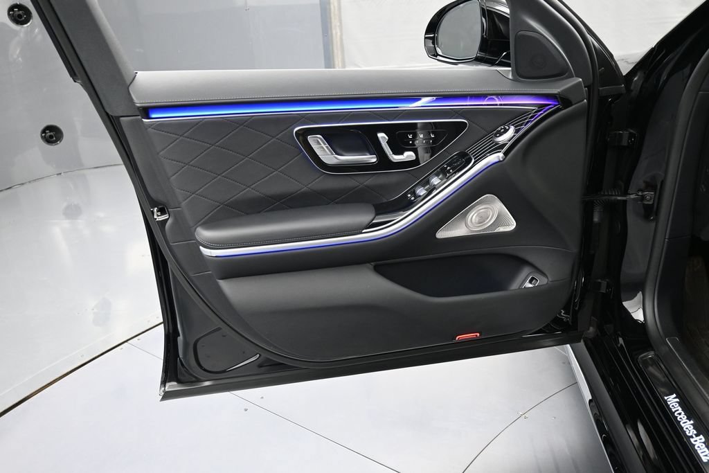 Used 2026 Mercedes-Benz S 580 4MATIC Sedan image 16