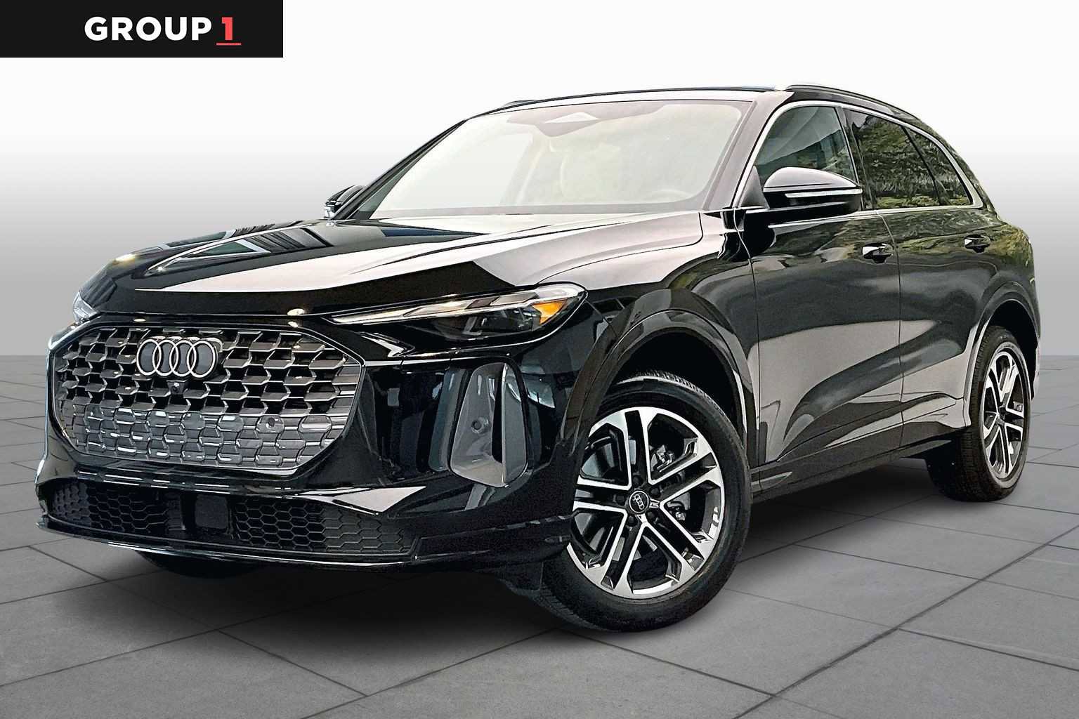 Used 2025 Audi Q5 Premium w/ Convenience Package