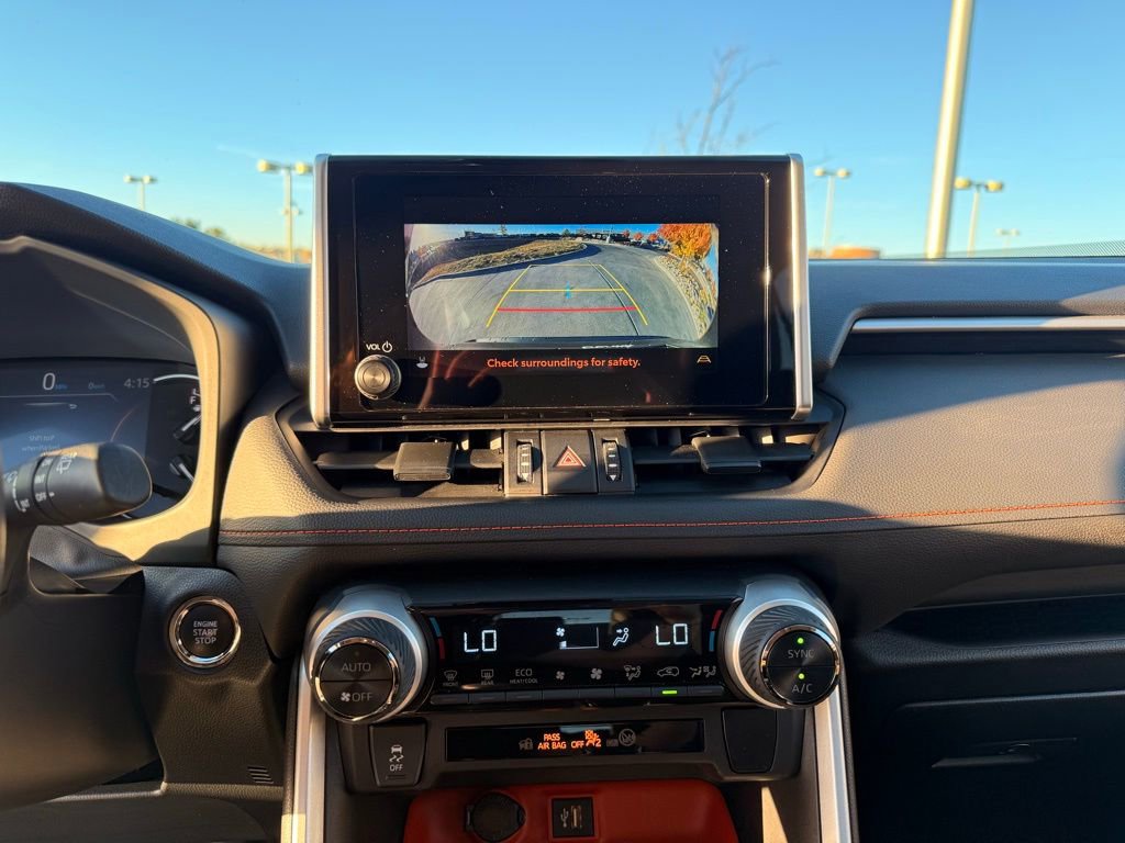 Used 2023 Toyota RAV4 Adventure image 17