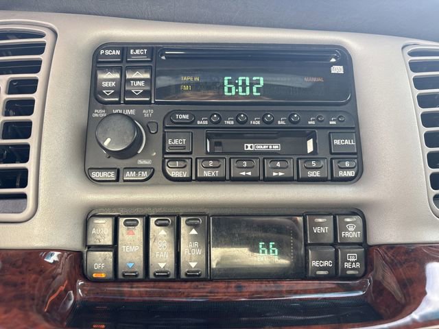 Used 1998 Buick Park Avenue Ultra image 29