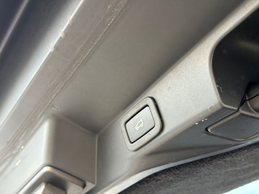 Used 2021 Land Rover Range Rover Sport HSE Dynamic image 9