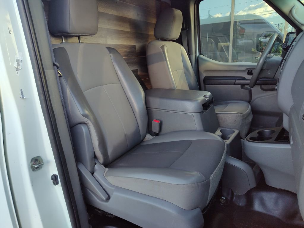 Used 2019 Nissan NV 2500 SV RWD image 19