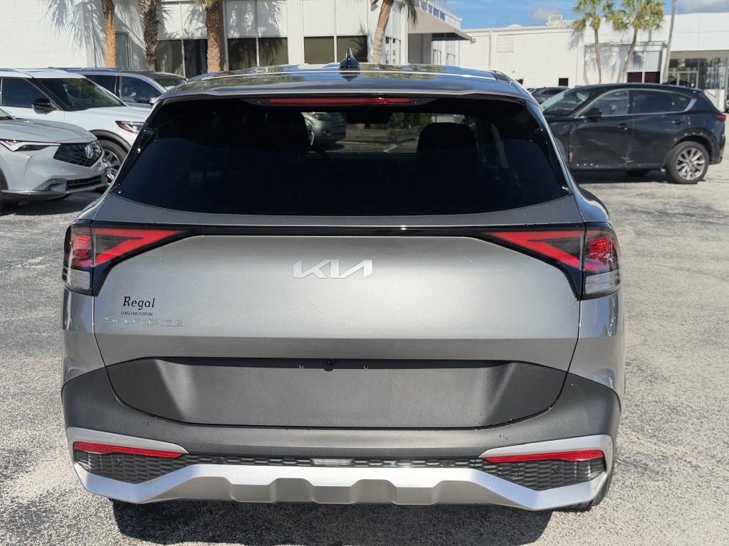Certified 2025 Kia Sportage LX FWD image 6