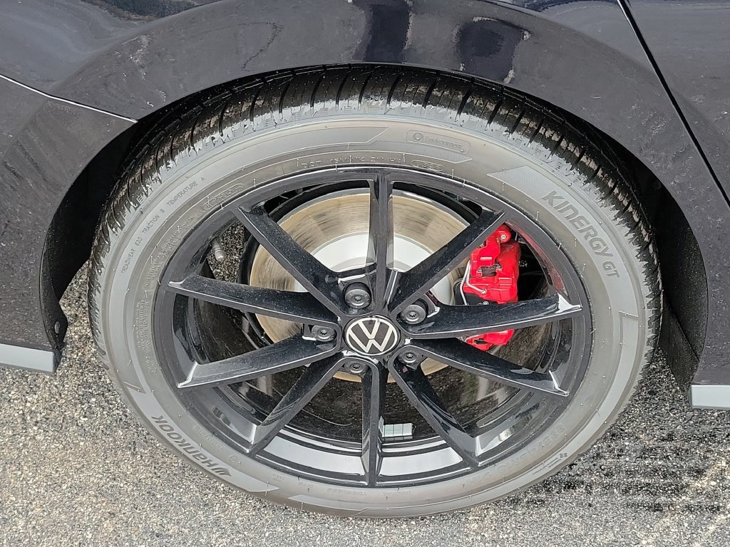 New 2026 Volkswagen Jetta GLI Autobahn FWD image 5