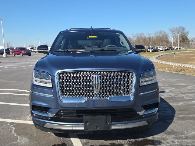 Used 2020 Lincoln Navigator Reserve w/ Luxury Package image 3