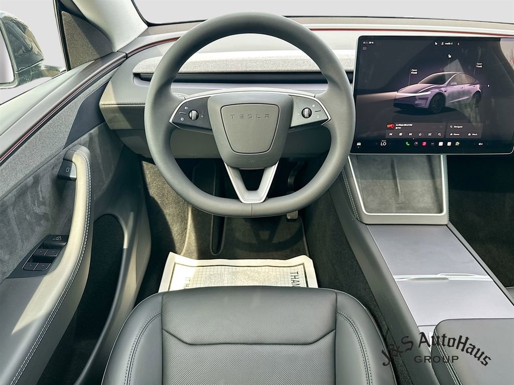 Used 2026 Tesla Model Y Long Range image 29