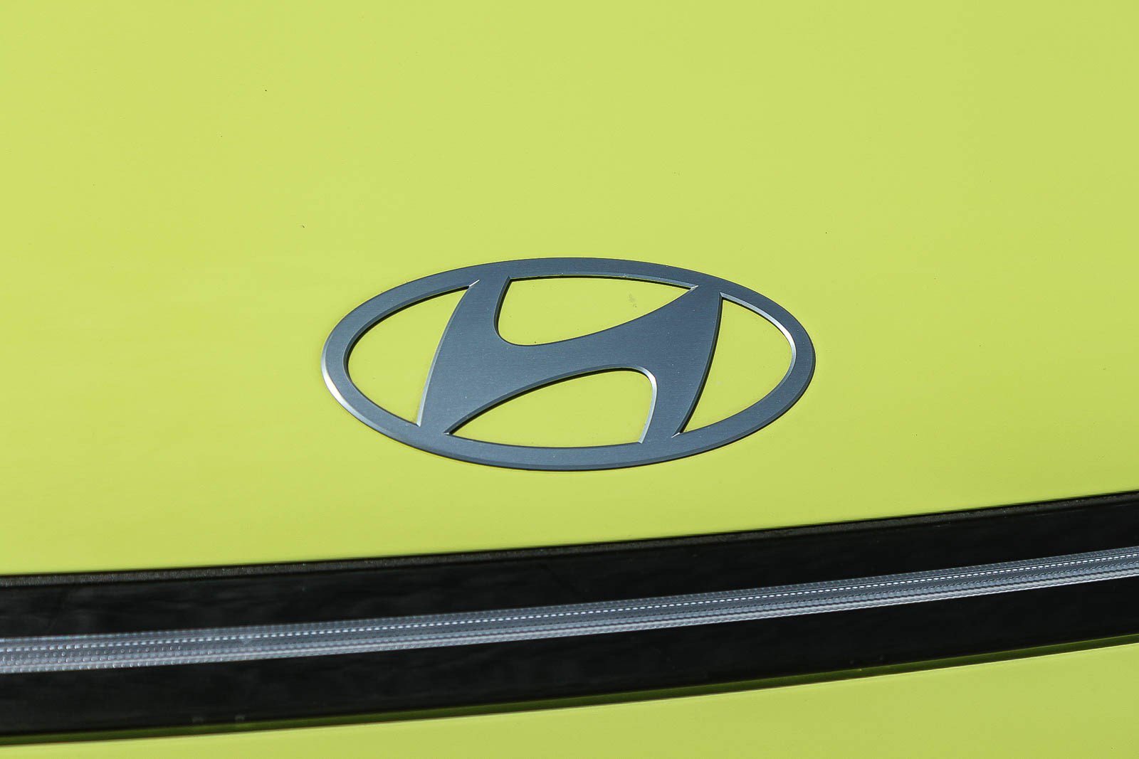 Used 2024 Hyundai Kona Limited AWD/4WD image 6