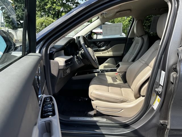 Certified 2023 Lincoln Corsair AWD w/ Equipment Group 101A image 19