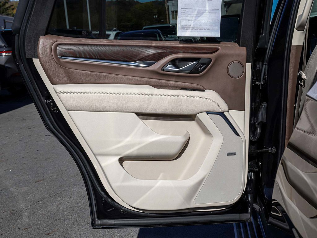 Used 2022 GMC Yukon Denali image 13