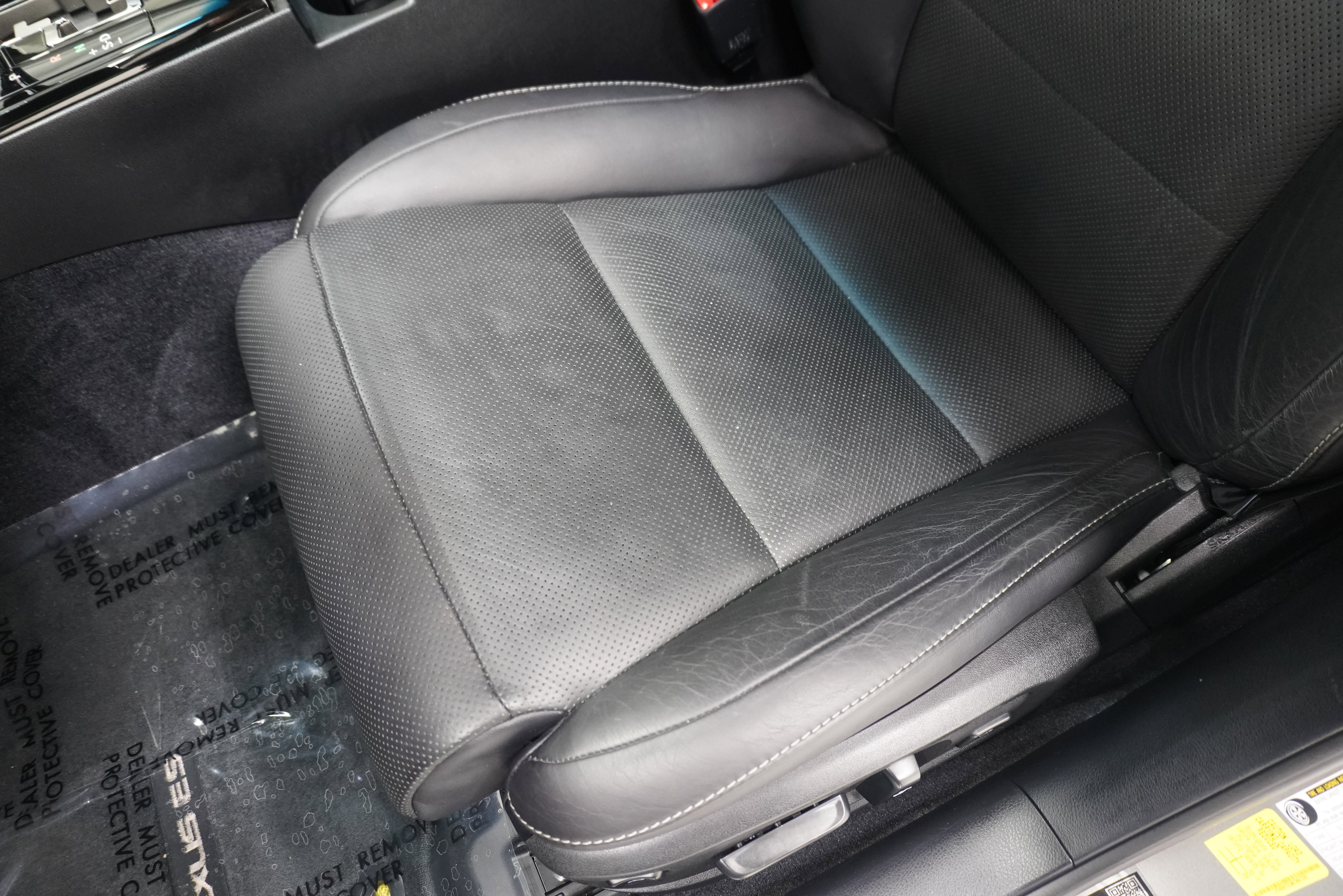 Used 2015 Lexus ES 300h FWD image 12