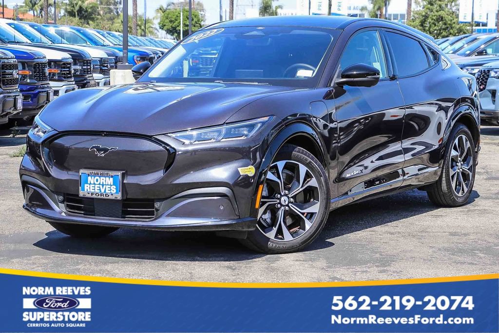 Certified 2022 Ford Mustang Mach-E Premium AWD/4WD image 1