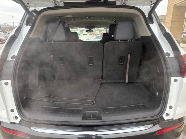 Used 2019 Buick Enclave Essence image 17