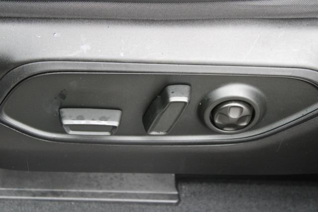 Used 2024 Jeep Grand Cherokee L Laredo image 37