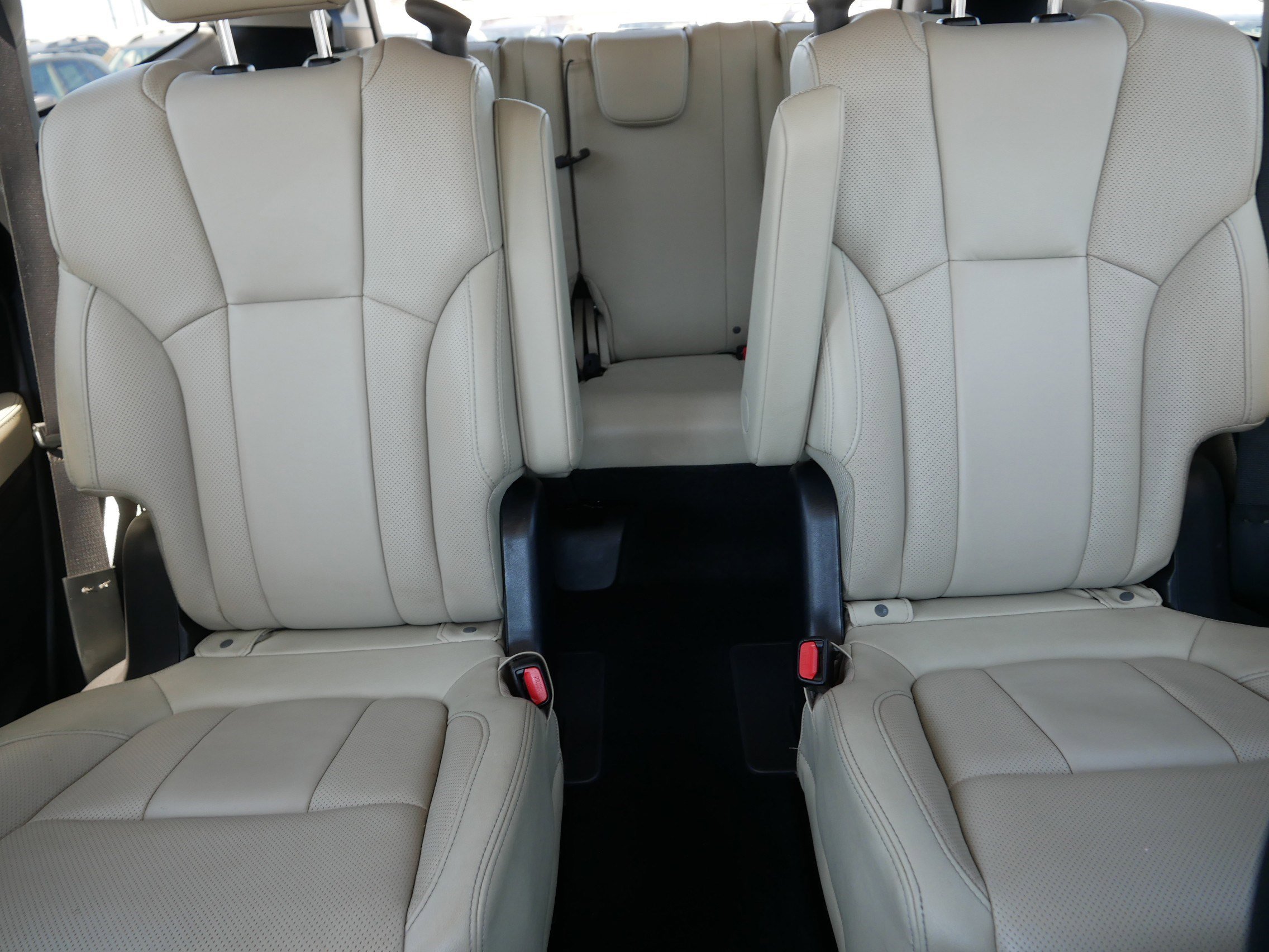 Used 2023 Subaru Ascent Limited w/ Technology Package image 13