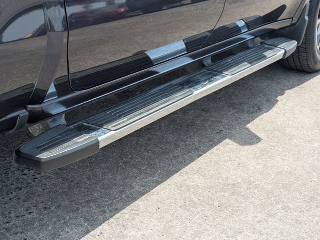 Used 2022 Chevrolet Silverado 1500 LT AWD/4WD image 13