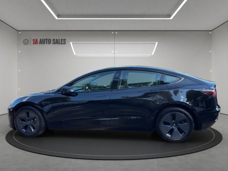 Used 2021 Tesla Model 3 Long Range image 2