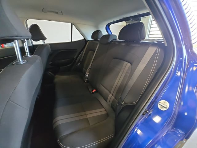 Used 2021 Hyundai Venue FWD image 22