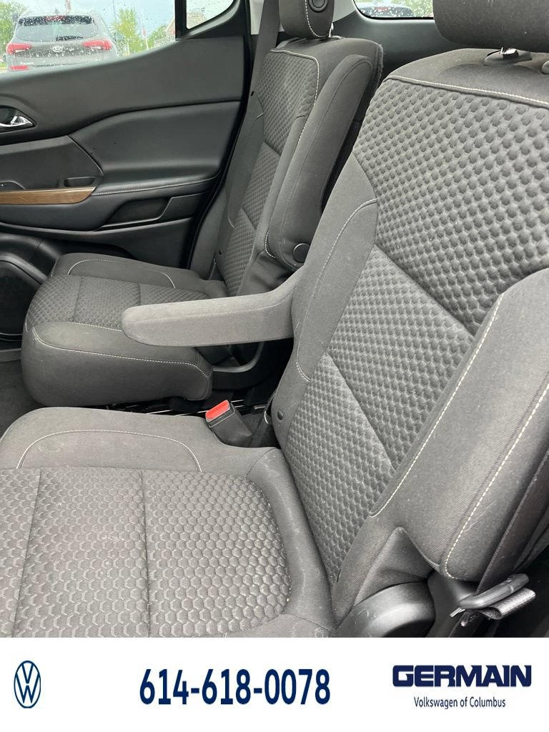 Used 2019 GMC Acadia SLE w/ GMC Pro Grade Package AWD/4WD image 19