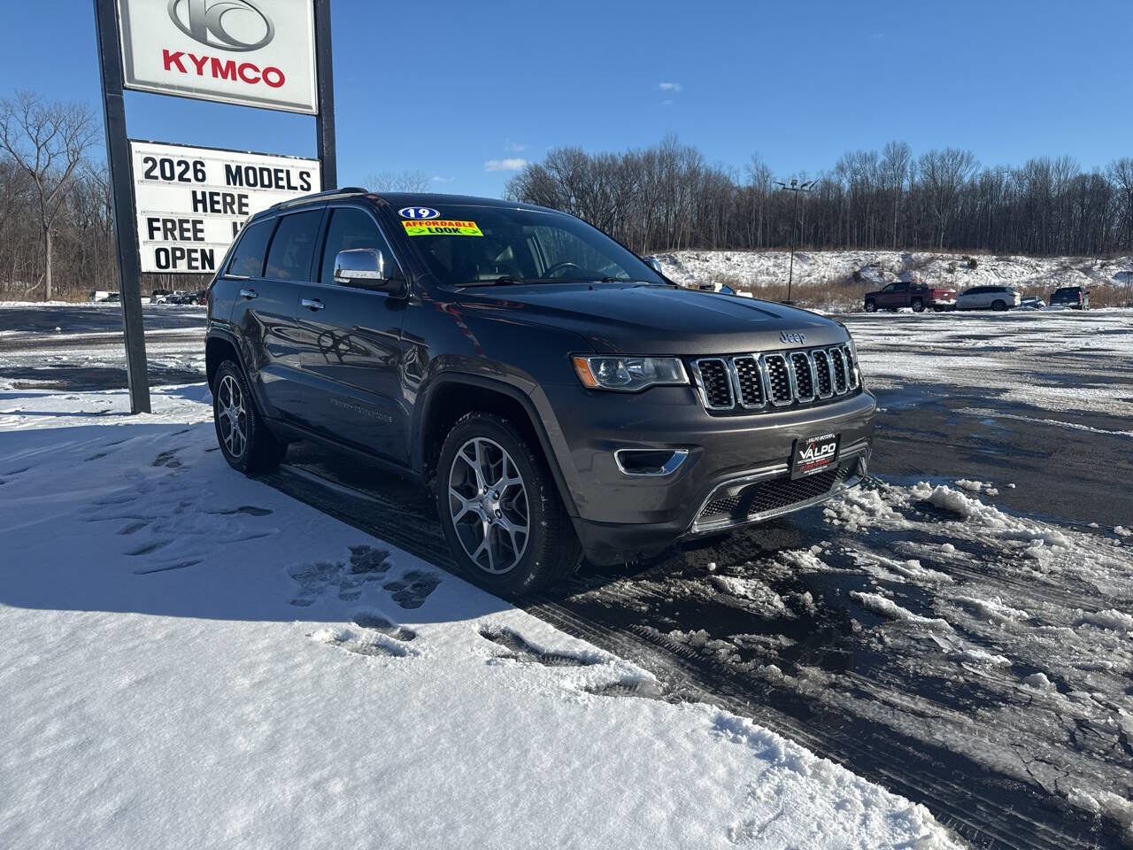 Used 2019 Jeep Grand Cherokee Limited image 4