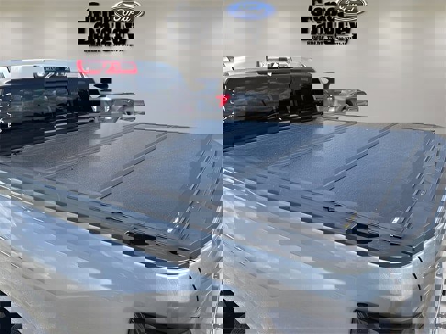 Used 2024 Chevrolet Colorado LT w/ LT Convenience Package II image 20