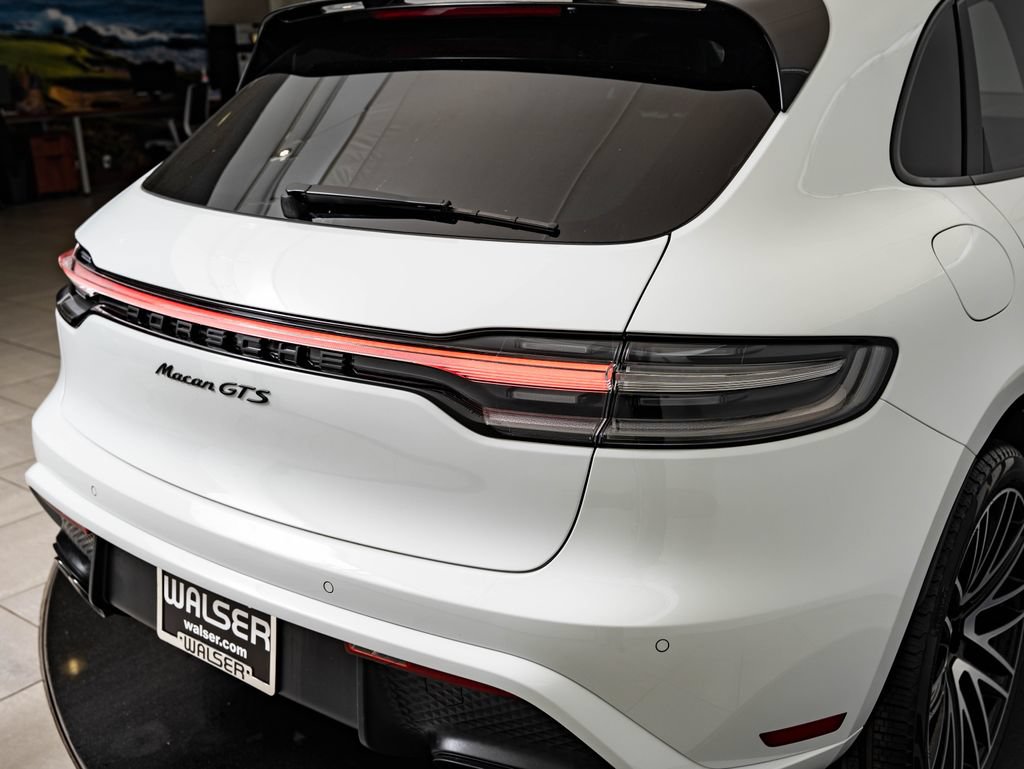 Certified 2026 Porsche Macan GTS AWD/4WD image 13