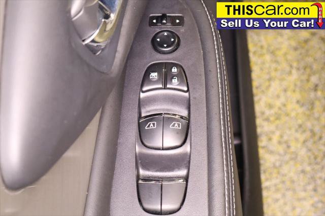 Used 2018 Nissan Murano Platinum FWD image 35