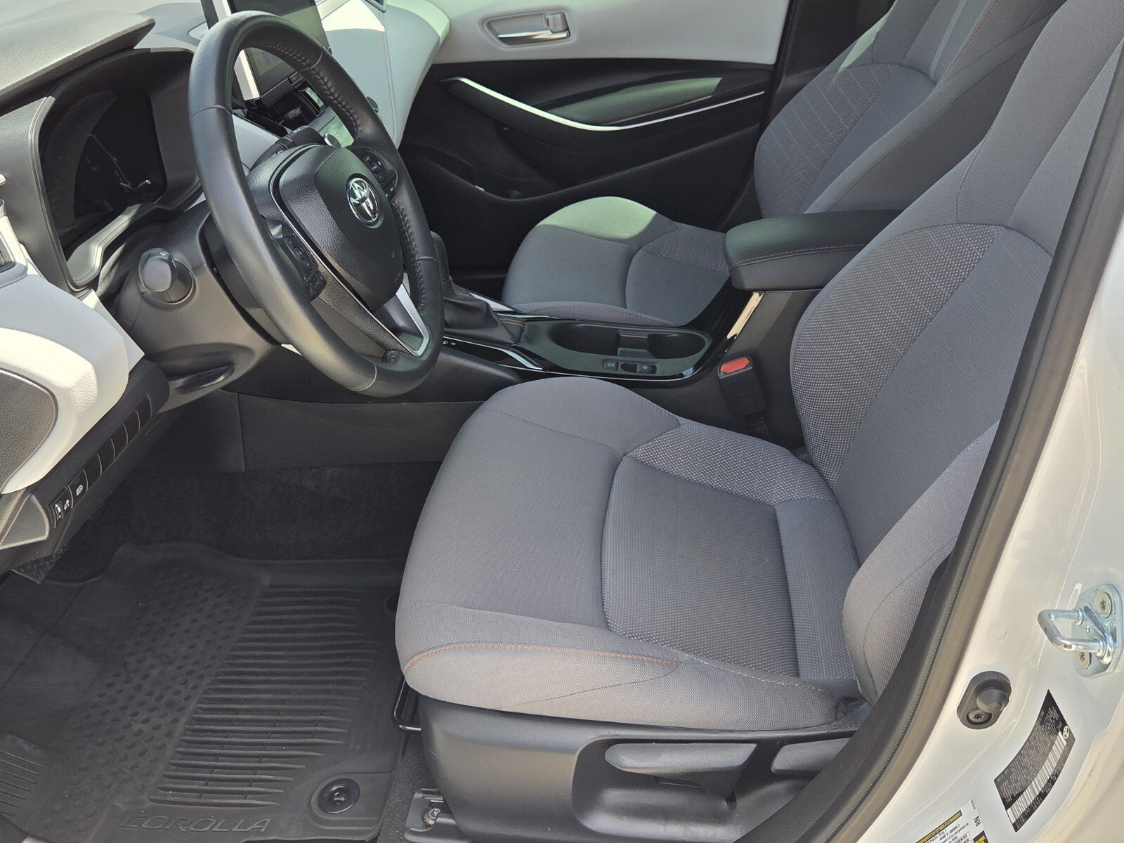 Certified 2025 Toyota Corolla FX w/ Convenience Package FWD image 4