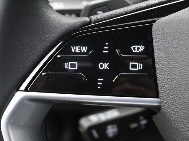 Certified 2025 Audi Q5 Premium Plus w/ Premium Plus image 16