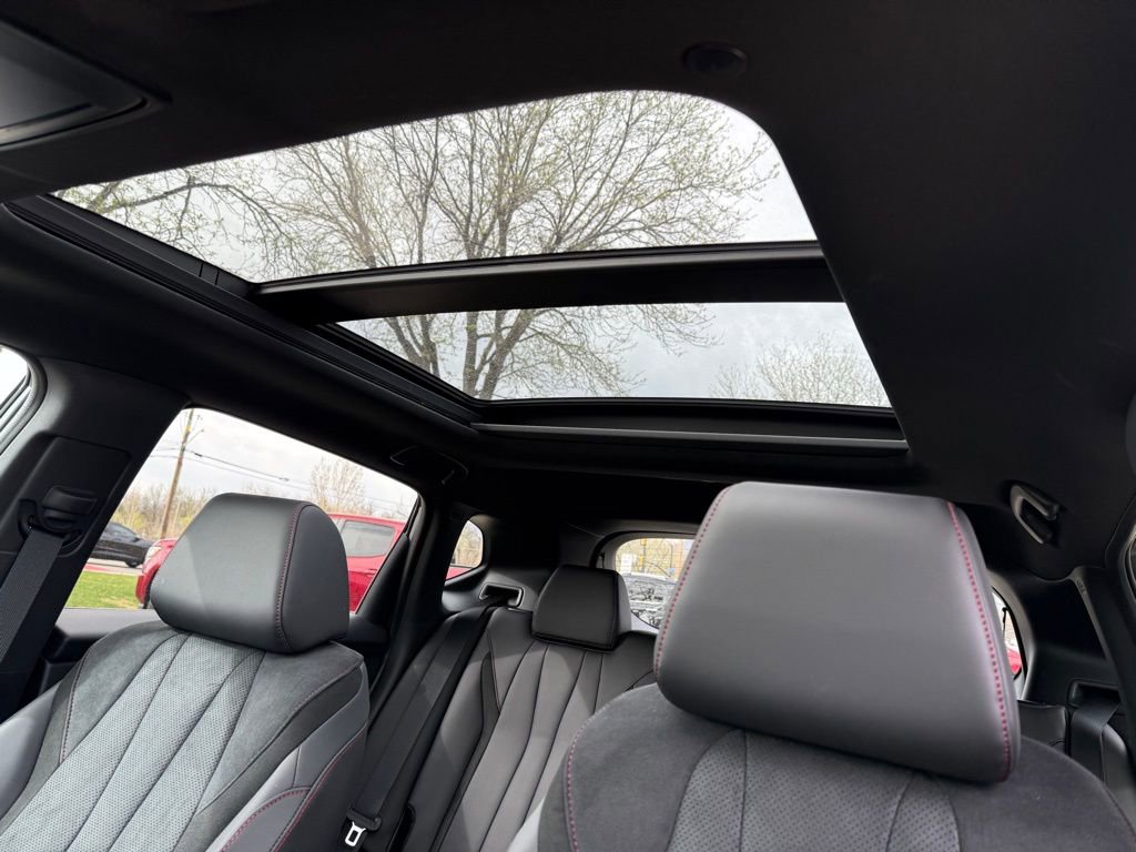 Certified 2025 Acura ADX A-Spec image 26