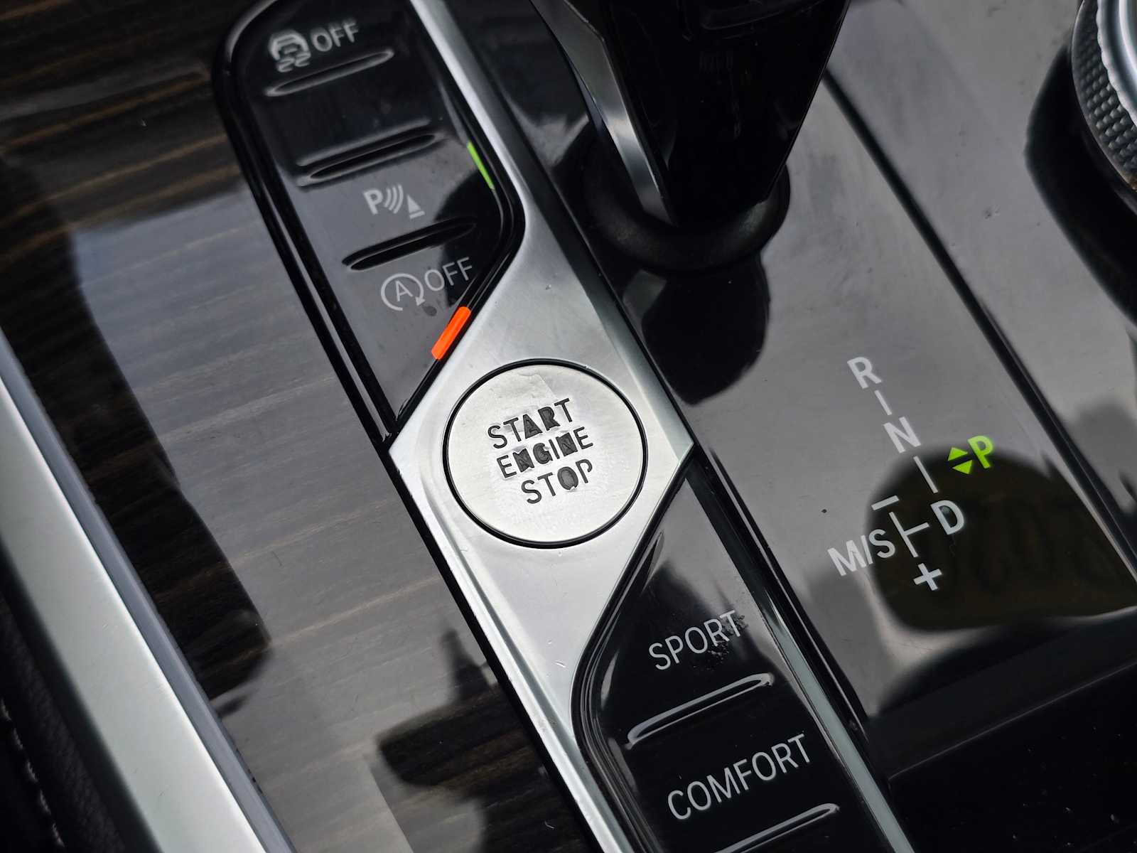 Used 2020 BMW X5 xDrive40i w/ Convenience Package image 35