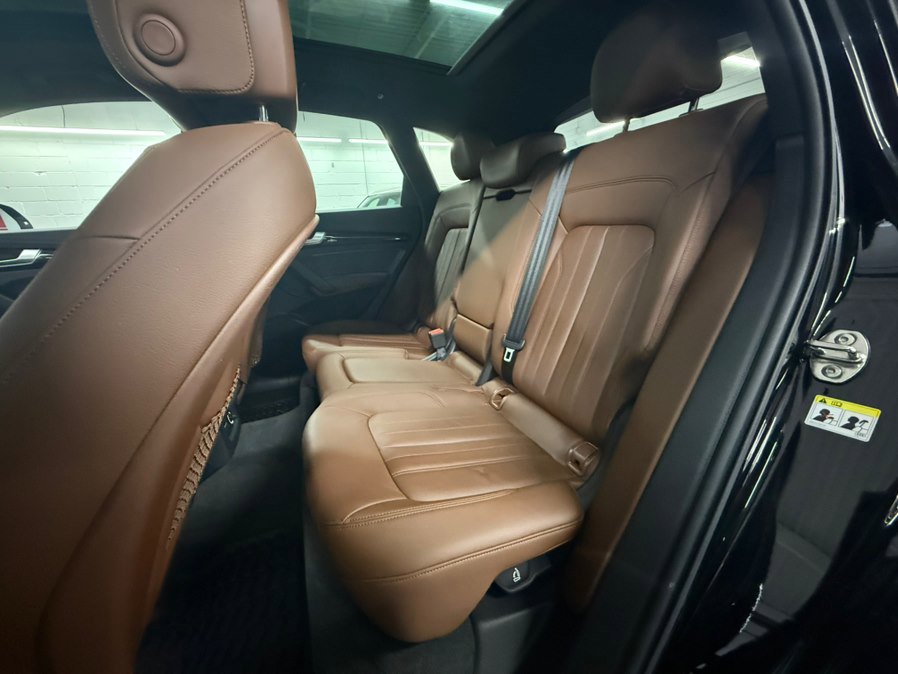 Used 2019 Audi Q5 2.0T Premium Plus w/ Premium Plus Package AWD/4WD image 32