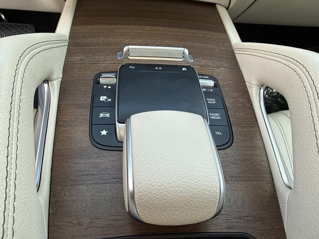 Used 2022 Mercedes-Benz GLE 350 4MATIC image 36