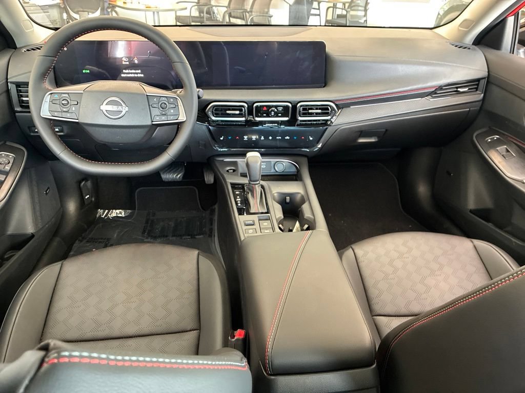 New 2026 Nissan Sentra SR w/ SR Premium Package FWD image 22