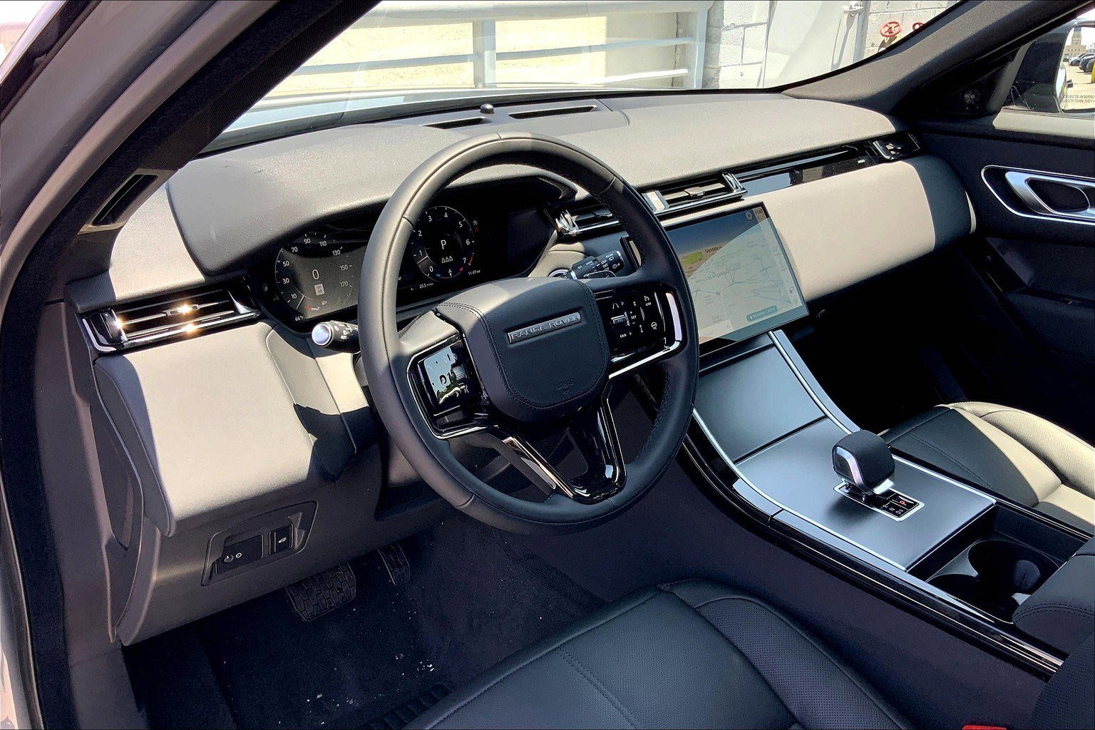 New 2026 Land Rover Range Rover Velar S image 5
