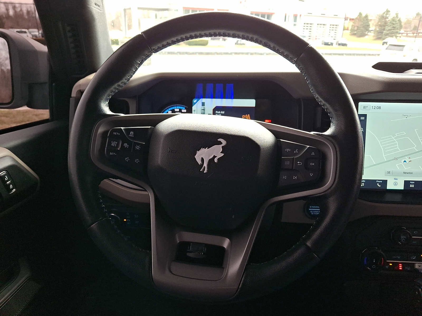 Used 2022 Ford Bronco Wildtrak image 19