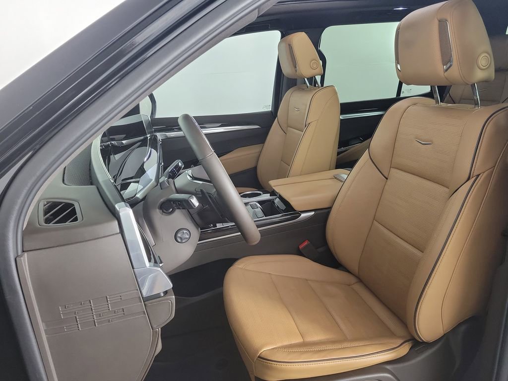 Certified 2025 Cadillac Escalade Premium Luxury image 17