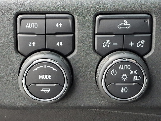 Used 2023 Chevrolet Silverado 1500 RST AWD/4WD image 9