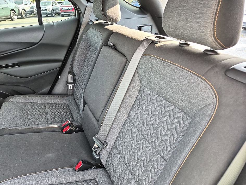 Used 2023 Chevrolet Equinox LT AWD/4WD image 28