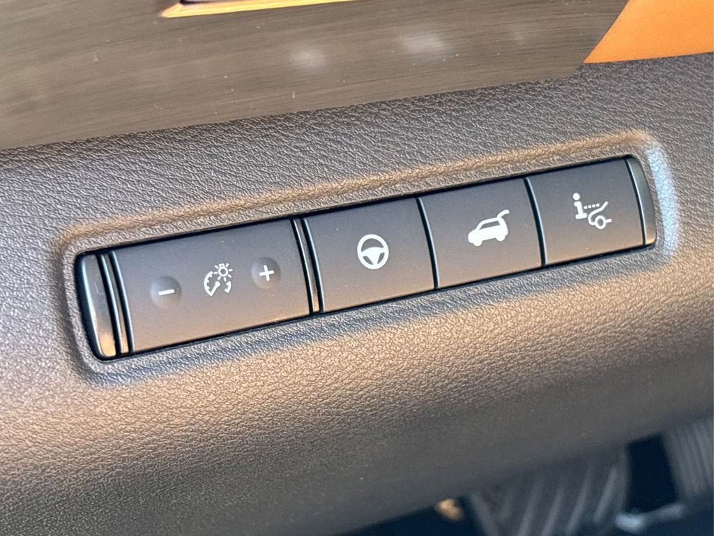 New 2025 Nissan Pathfinder Platinum w/ Cargo Package image 42