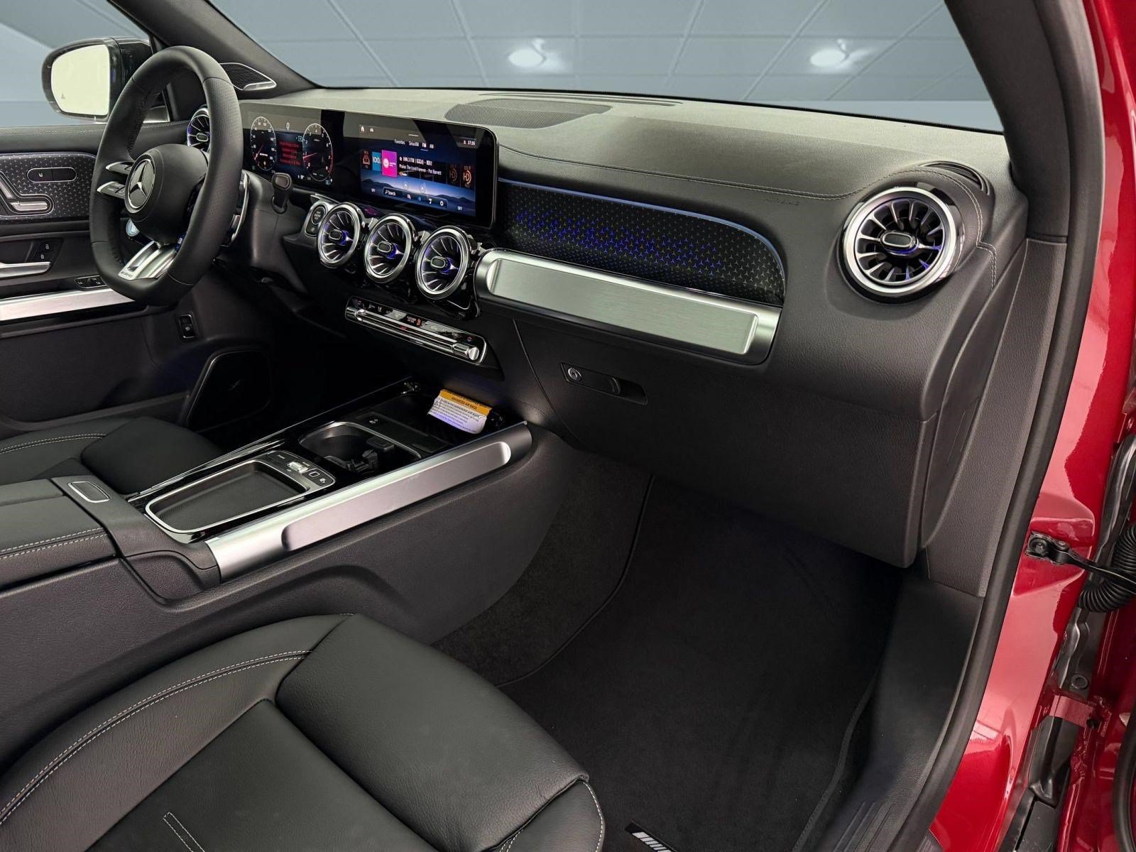 New 2026 Mercedes-Benz GLB 35 AMG 4MATIC image 22