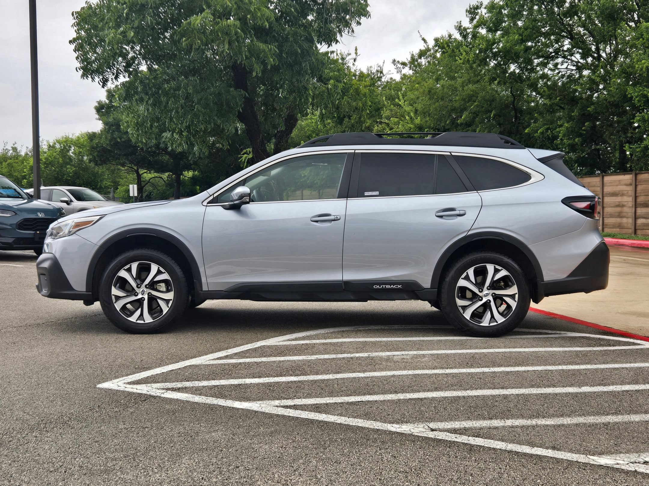 Used 2022 Subaru Outback Limited XT w/ Popular Package #2 AWD/4WD image 6