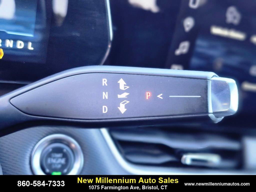 Used 2025 Chevrolet Equinox LT image 25