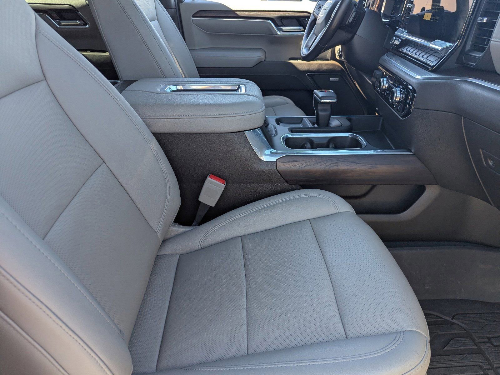 Used 2022 GMC Sierra 1500 SLT w/ SLT Premium Plus Package image 12