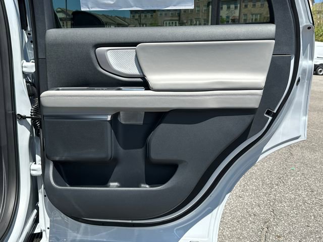 New 2026 Ford Expedition Active RWD image 16