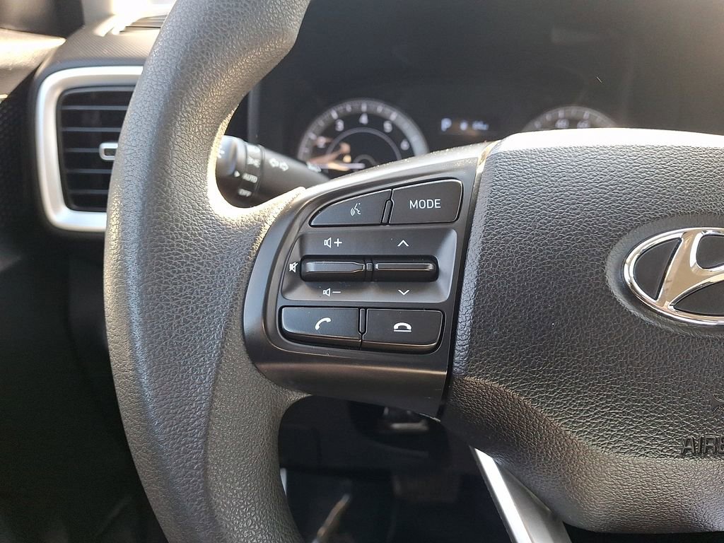 Used 2022 Hyundai Venue SE w/ Cargo Package image 21