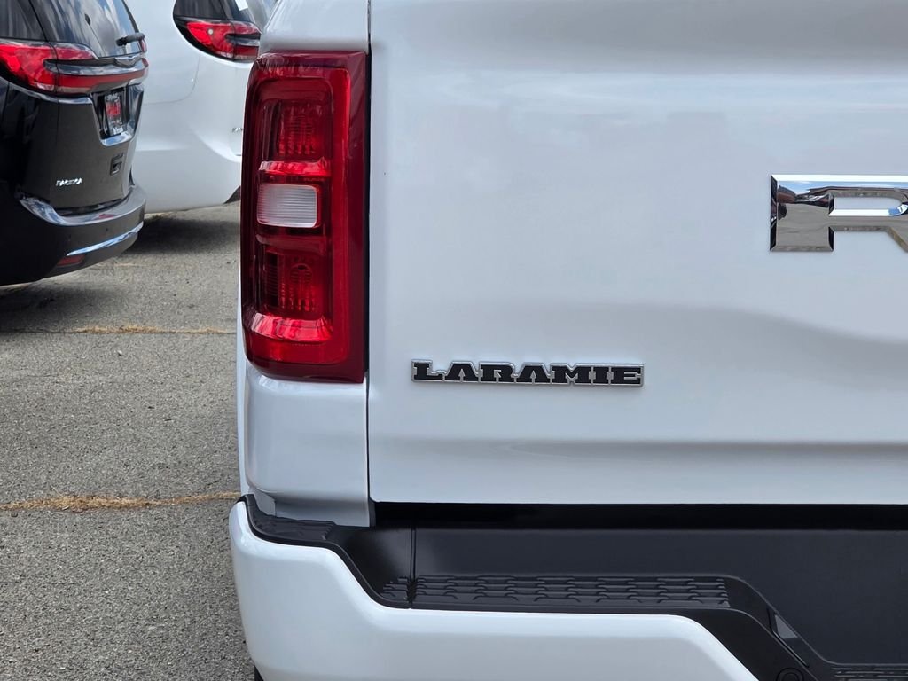 New 2026 RAM 1500 Laramie w/ Sport Appearance Package AWD/4WD image 6