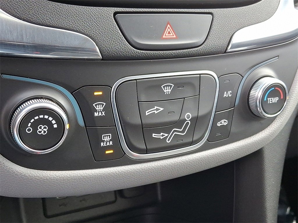 Used 2020 Chevrolet Equinox LS image 15