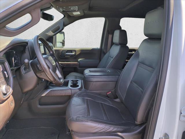 Used 2021 GMC Sierra 3500 Denali w/ Denali Ultimate Package AWD/4WD image 17